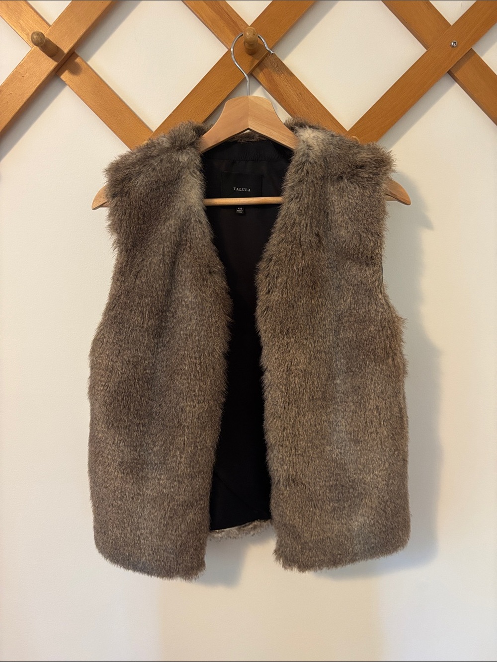 Aritzia Talula 'Park Slope' Faux Fur Vest in Brown / Gray
